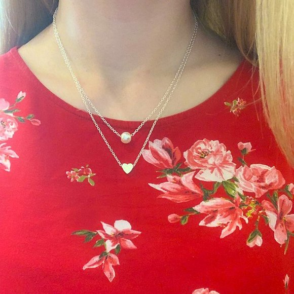 Dainty Layered Heart and Pearl Necklace - Picture 7 of 8